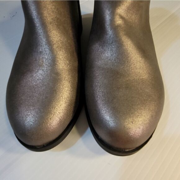 Cat & Jack Big Girl Pewter Zip up Booties sz 6 - Picture 3 of 10